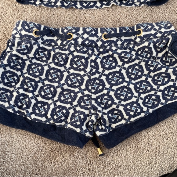 Juicy Couture Two Piece Set - Picture 4 of 9